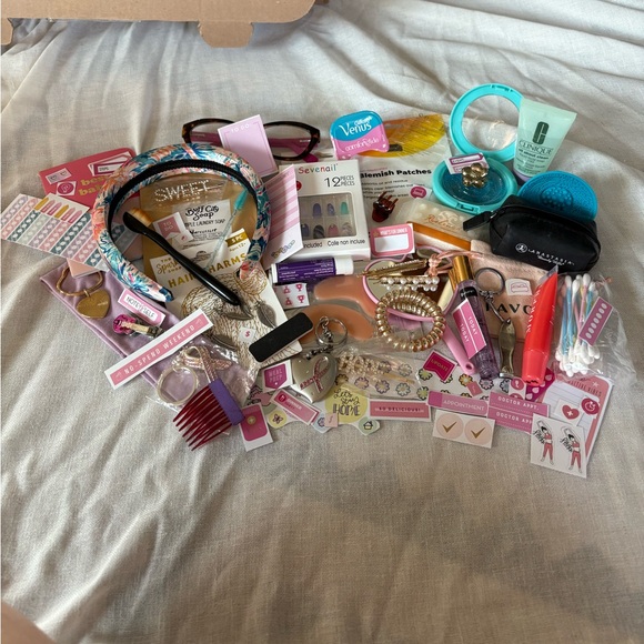 Pink Pamper Pack Mystery Box 💕📦💝 - Picture 4 of 4